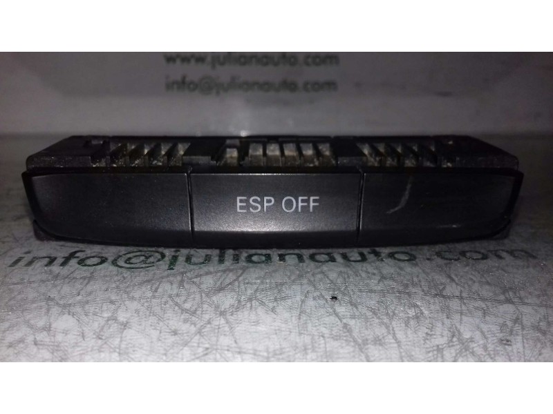 Recambio de interruptor para audi a4 ber. (b8) básico referencia OEM IAM 8K0959673F 211240000 CONTROL ESP Recambio de interruptor para audi a4 ber. (b8) básico referencia OEM IAM 8K0959673F 211240000 CONTROL ESP