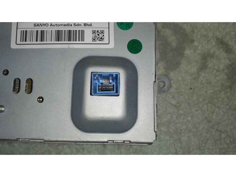 Recambio de sistema navegacion gps para chevrolet orlando lt+ referencia OEM IAM 95034198 652508805 2 CONECTORES