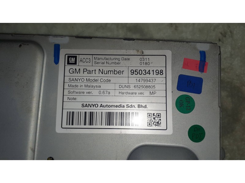 Recambio de sistema navegacion gps para chevrolet orlando lt+ referencia OEM IAM 95034198 652508805 2 CONECTORES