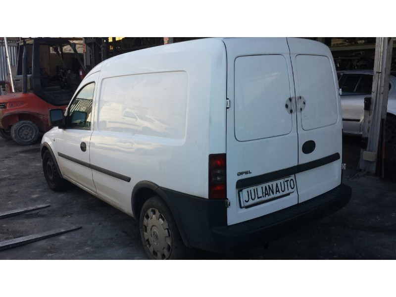 opel combo (corsa c) del año 2009