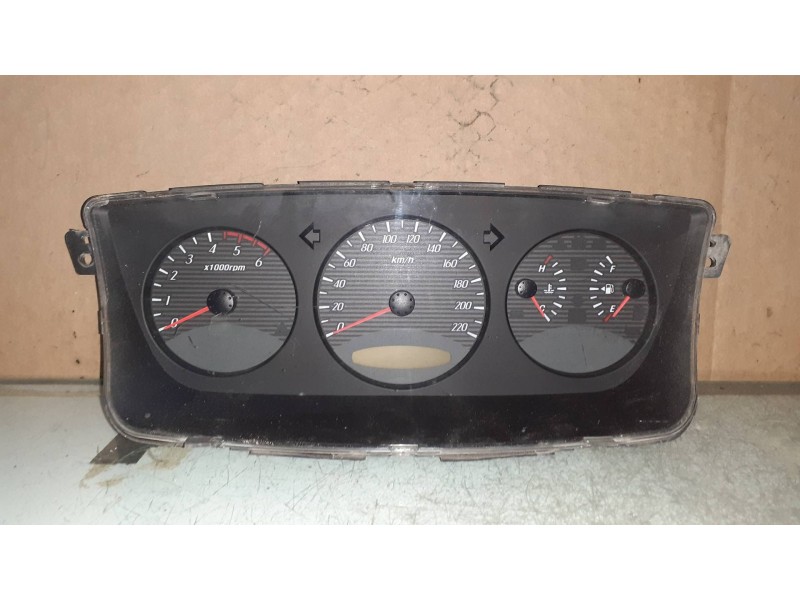 Recambio de cuadro instrumentos para ssangyong kyron 200 xdi limited referencia OEM IAM 8022009100  