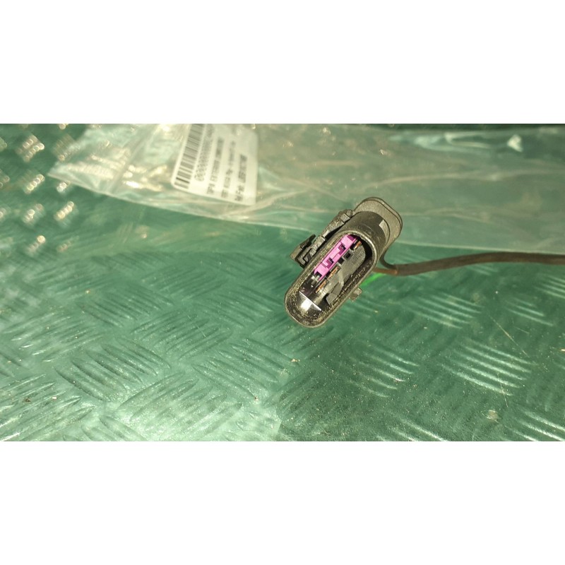 Recambio de tapa exterior combustible para ford kuga plug-in hybrid st-line referencia OEM IAM LB5B10C714BB LB5B10C714A CERRADUR