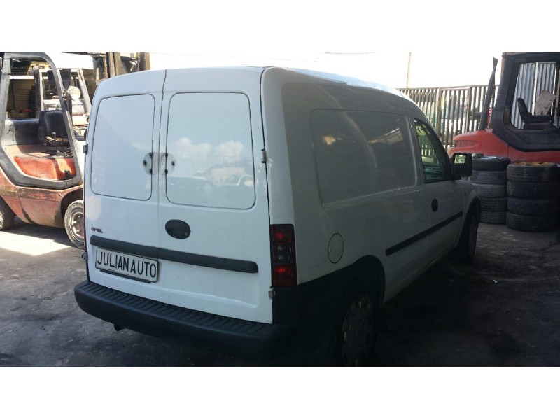 opel combo (corsa c) del año 2009