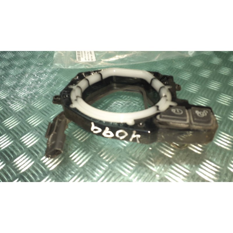 Recambio de tapa exterior combustible para ford kuga plug-in hybrid st-line referencia OEM IAM LB5B10C714BB LB5B10C714A CERRADUR