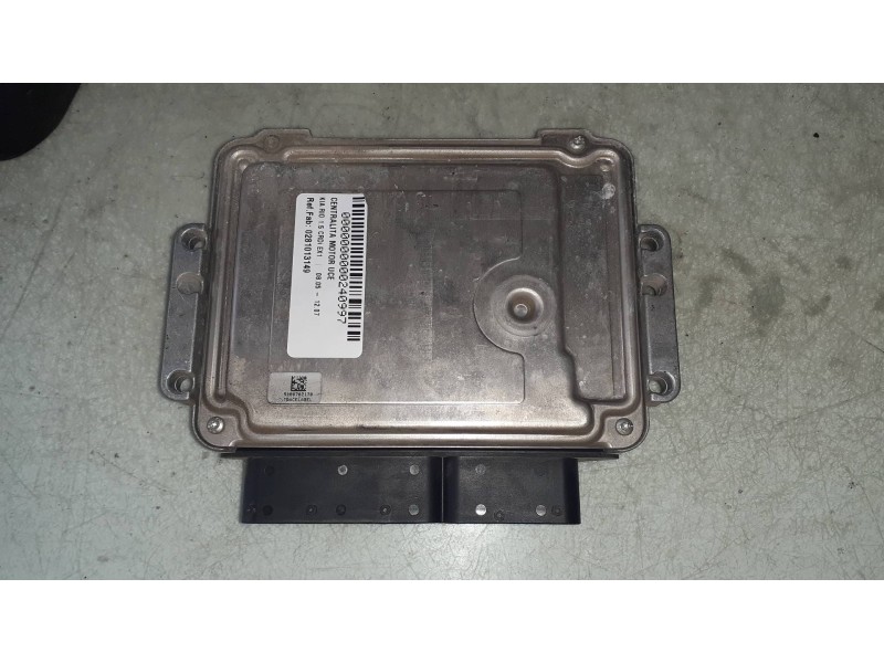 Recambio de centralita motor uce para kia rio 1.5 crdi ex1 referencia OEM IAM 0281013149  391012A615