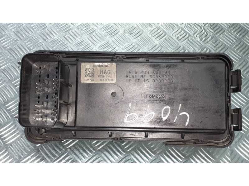 Recambio de caja reles / fusibles para ford kuga plug-in hybrid st-line referencia OEM IAM LX6T14D068HAG  GMYQA