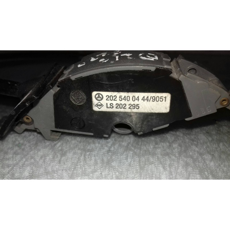 Recambio de mando multifuncion para mercedes-benz clase e (w210) berlina diesel 220 cdi (210.006) referencia OEM IAM 2025400444 