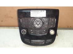 Recambio de sistema audio / radio cd para chevrolet orlando lt+ referencia OEM IAM 95020076  3 CONECTORES