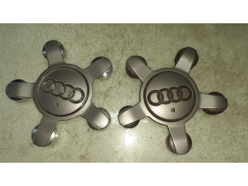 Recambio de tapacubos para audi a4 ber. (b8) referencia OEM IAM 450601165N  4 TAPAS
