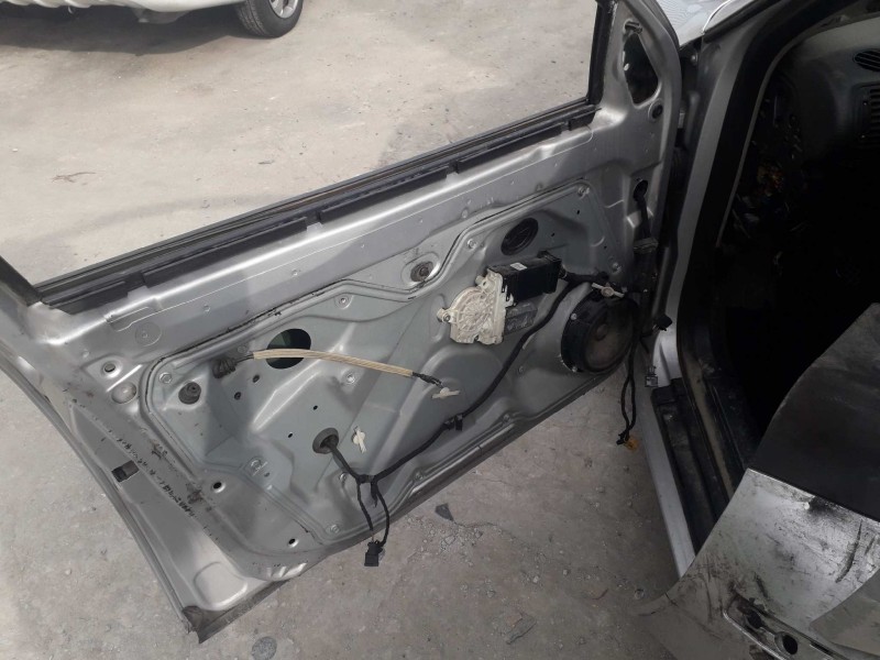 seat toledo (1m2) del año 2001