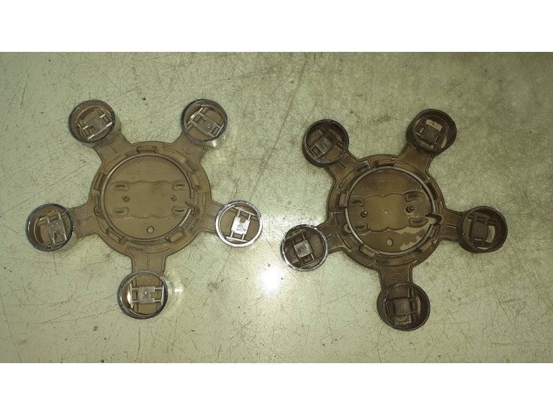 Recambio de tapacubos para audi a4 ber. (b8) referencia OEM IAM 450601165N  4 TAPAS