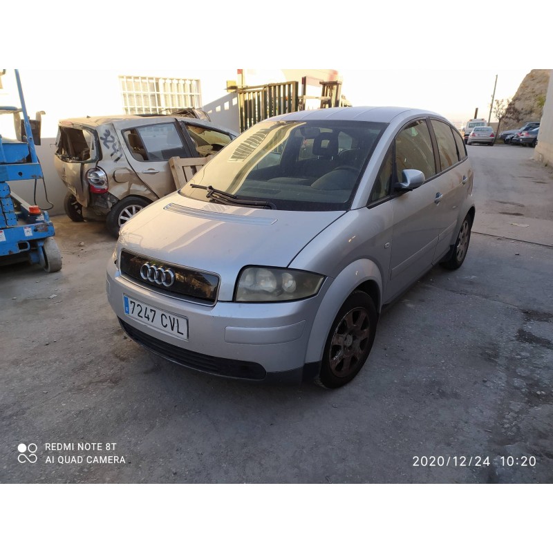 audi a2 (8z) del año 2004