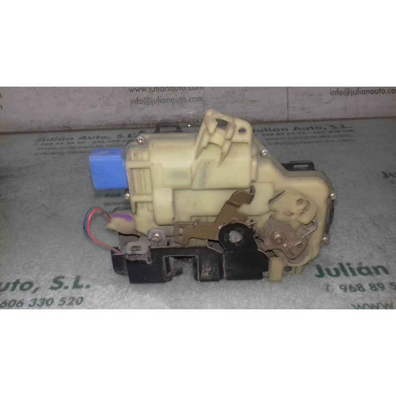 Recambio de cerradura puerta delantera derecha para seat ibiza (6l1) f.r. referencia OEM IAM 3B1837016BQ AZUL 4+4 PINES