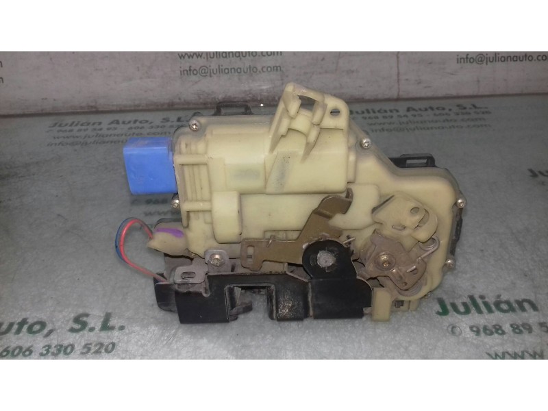 Recambio de cerradura puerta delantera derecha para seat ibiza (6l1) f.r. referencia OEM IAM 3B1837016BQ AZUL 4+4 PINES