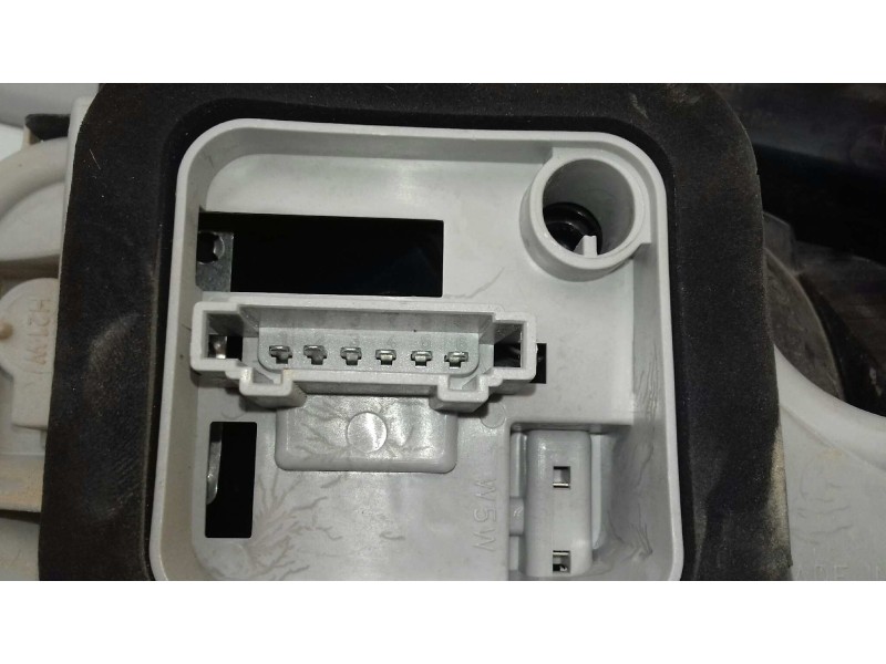 Recambio de piloto trasero izquierdo para volkswagen polo (6r1) advance referencia OEM IAM 6R0945095 6R0945111 6R0945095