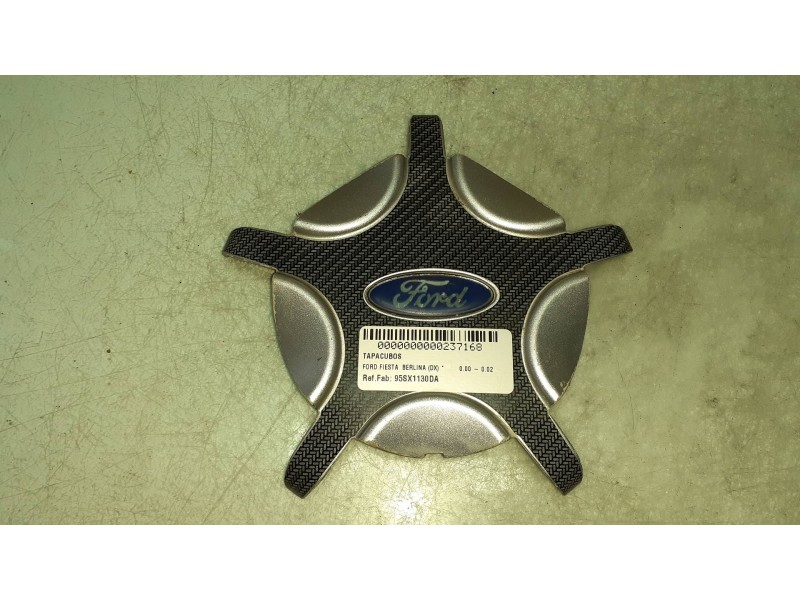 Recambio de tapacubos para ford fiesta berlina (dx) referencia OEM IAM 95SX1130DA  1 TAPA