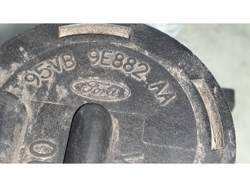 Recambio de valvula aire adicional para ford transit, caja cerrada 86/92 ft 100 referencia OEM IAM 95VB9E882AA CONECTOR 2 PINES 