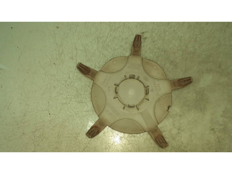 Recambio de tapacubos para ford fiesta berlina (dx) referencia OEM IAM 95SX1130DA  1 TAPA