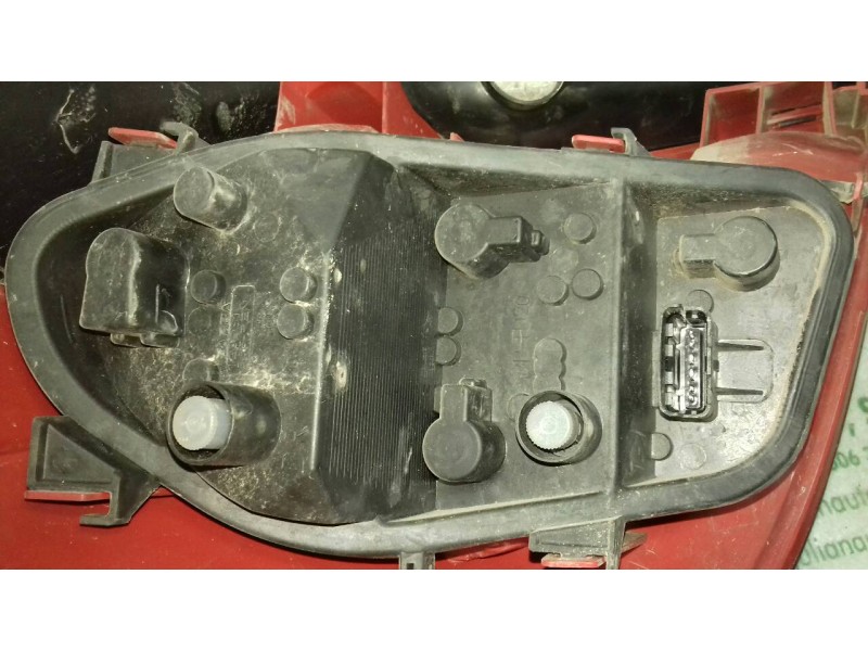 Recambio de piloto trasero derecho para renault clio iii confort expression referencia OEM IAM   