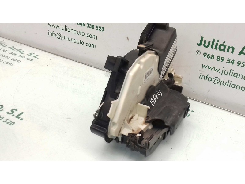 Recambio de cerradura puerta delantera izquierda para volkswagen polo (6r1) advance referencia OEM IAM 5K1837015D  