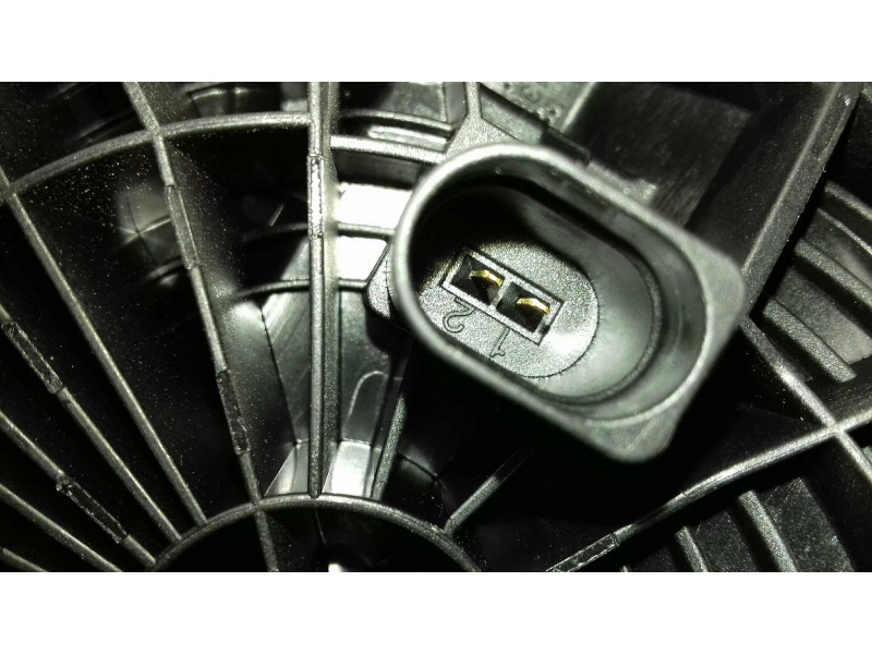 Recambio de maneta exterior porton para volkswagen polo (6r1) advance referencia OEM IAM 6R6827469D  