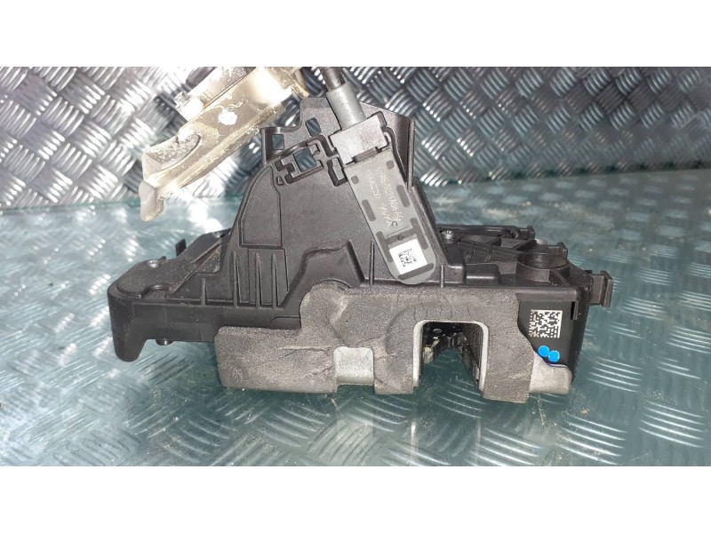 Recambio de cerradura puerta delantera izquierda para ford kuga plug-in hybrid st-line referencia OEM IAM LV4BS264A27AF Q6ZKA E2