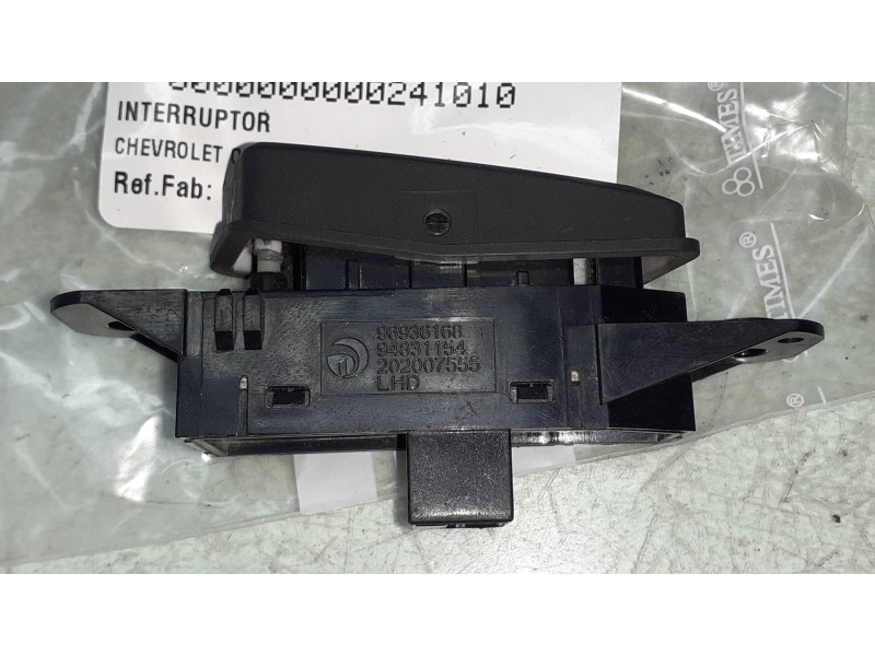 Recambio de interruptor para chevrolet orlando lt+ referencia OEM IAM 94831154 202007556 CONECTOR 4 PINES