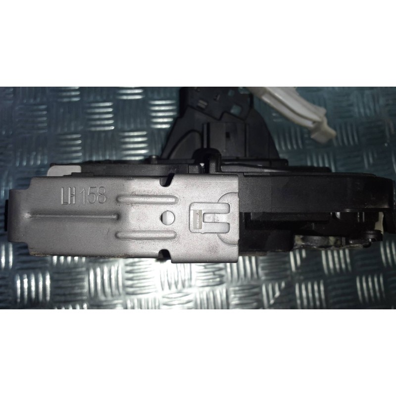 Recambio de cerradura puerta delantera izquierda para ford kuga plug-in hybrid st-line referencia OEM IAM LV4BS264A27AF Q6ZKA E2
