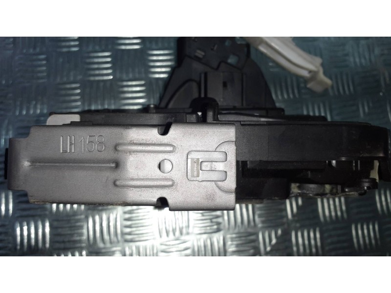 Recambio de cerradura puerta delantera izquierda para ford kuga plug-in hybrid st-line referencia OEM IAM LV4BS264A27AF Q6ZKA E2