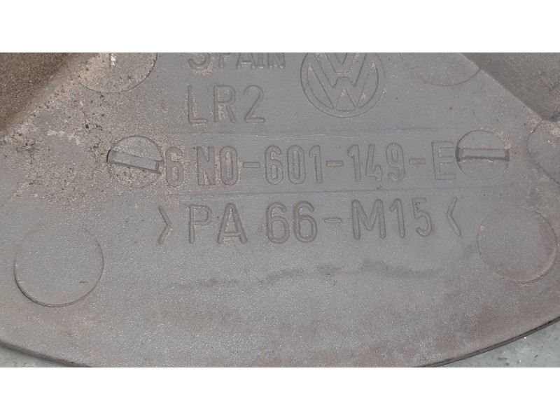 Recambio de tapacubos para volkswagen polo berlina (6n1) referencia OEM IAM 6N0601149  2 TAPAS Recambio de tapacubos para volkswagen polo berlina (6n1) referencia OEM IAM 6N0601149  2 TAPAS