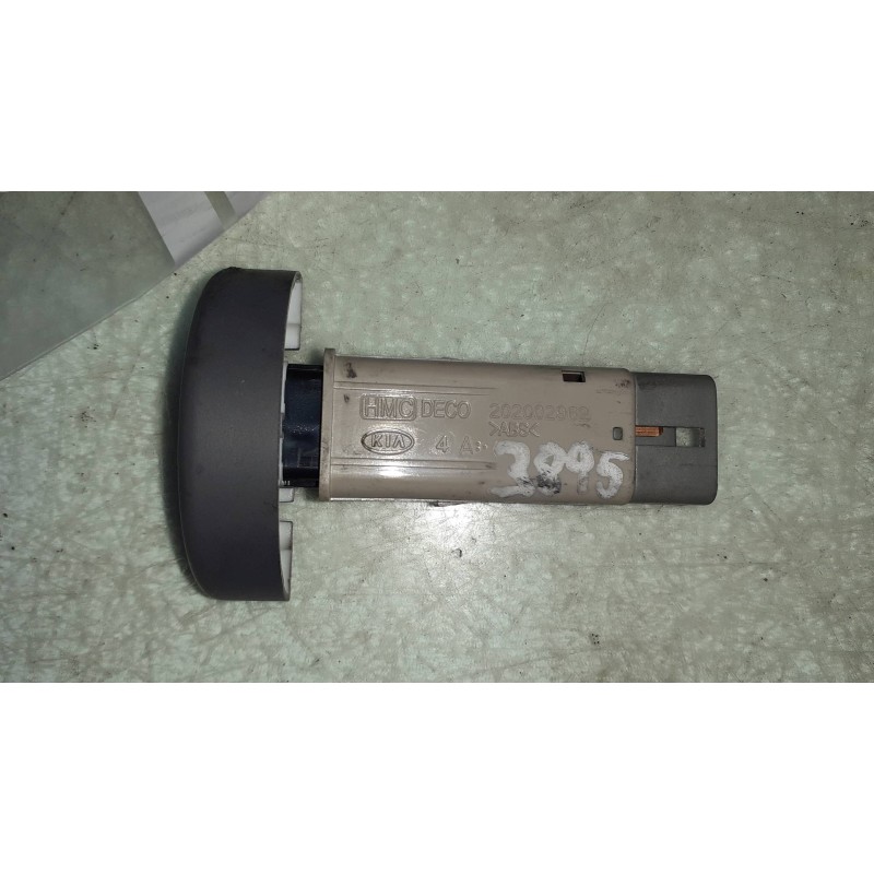 Recambio de interruptor para kia rio 1.5 crdi ex1 referencia OEM IAM 621W05010 202002962 CONECTOR 6 PINES