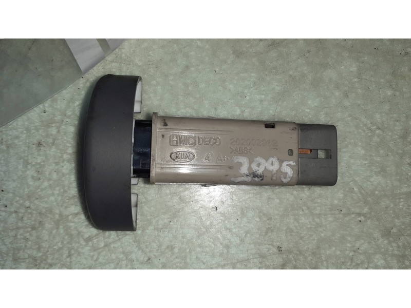 Recambio de interruptor para kia rio 1.5 crdi ex1 referencia OEM IAM 621W05010 202002962 CONECTOR 6 PINES