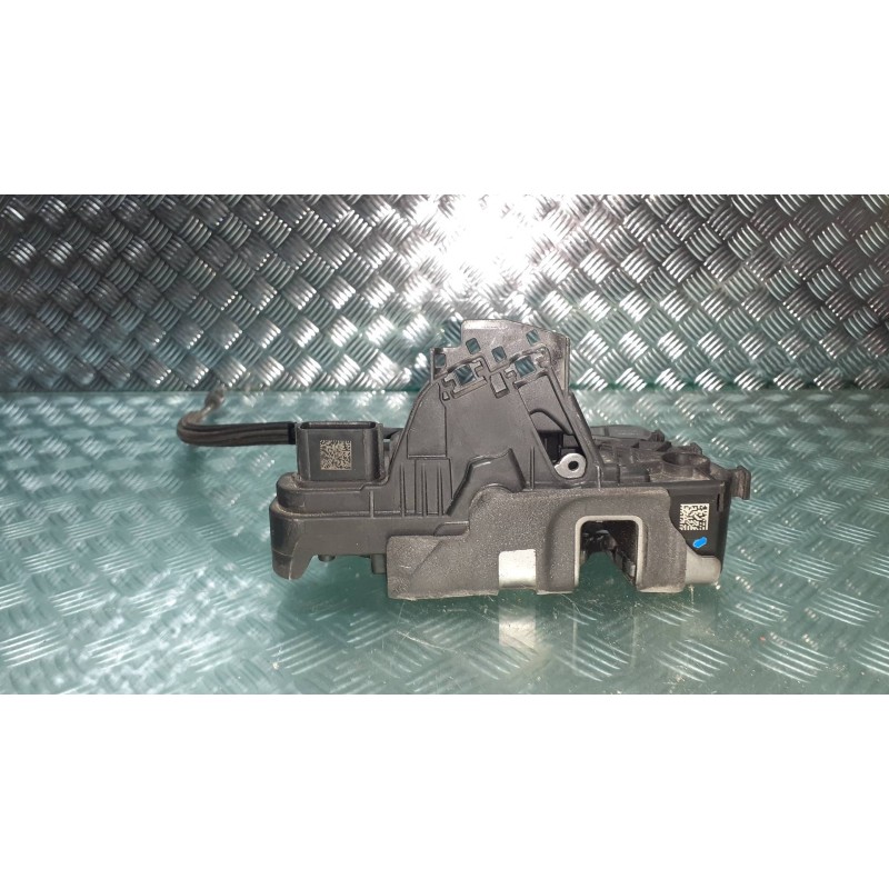 Recambio de cerradura puerta trasera izquierda para ford kuga plug-in hybrid st-line referencia OEM IAM LJ6AA26413AF  E19831104