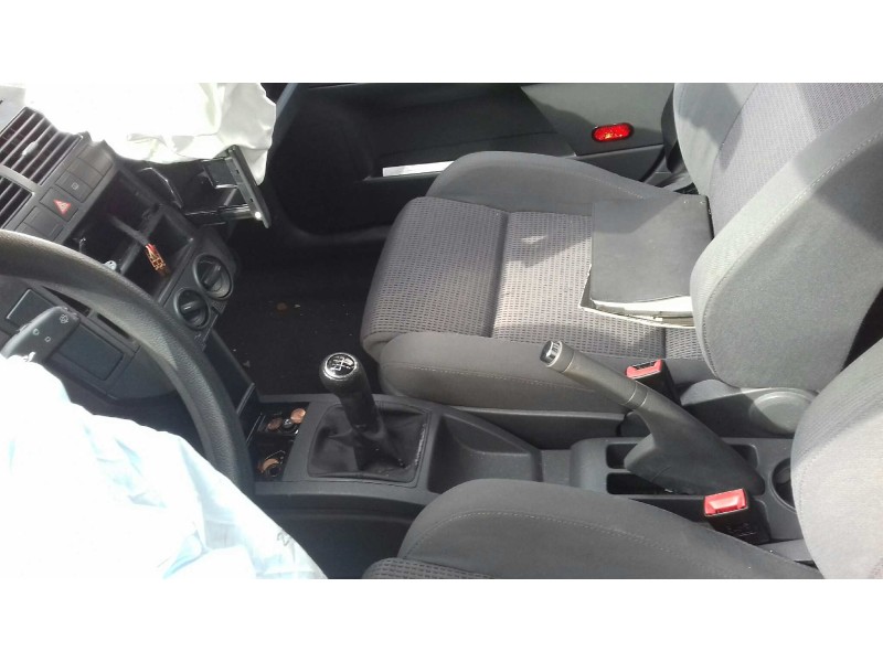 volkswagen polo (9n1) del año 2002