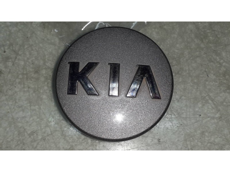 Recambio de tapacubos para kia sportage referencia OEM IAM 529601Y200  1 TAPA Recambio de tapacubos para kia sportage referencia OEM IAM 529601Y200  1 TAPA