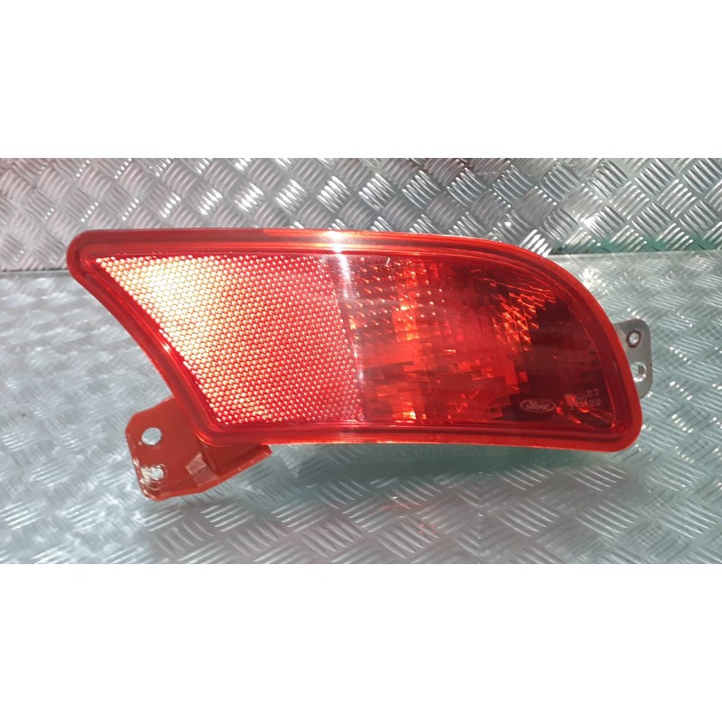 Recambio de piloto trasero izquierdo paragolpes para ford kuga plug-in hybrid st-line referencia OEM IAM LV4B15K273AB  
