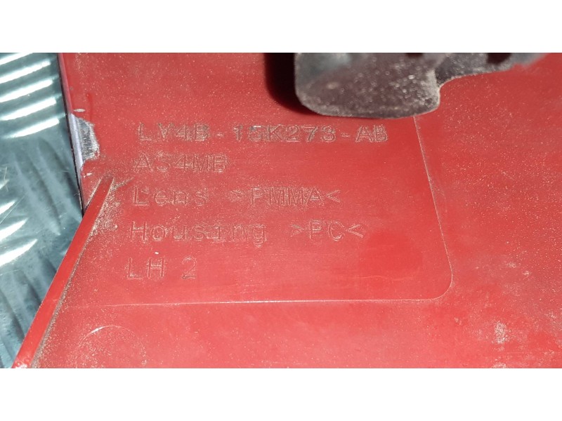 Recambio de piloto trasero izquierdo paragolpes para ford kuga plug-in hybrid st-line referencia OEM IAM LV4B15K273AB  