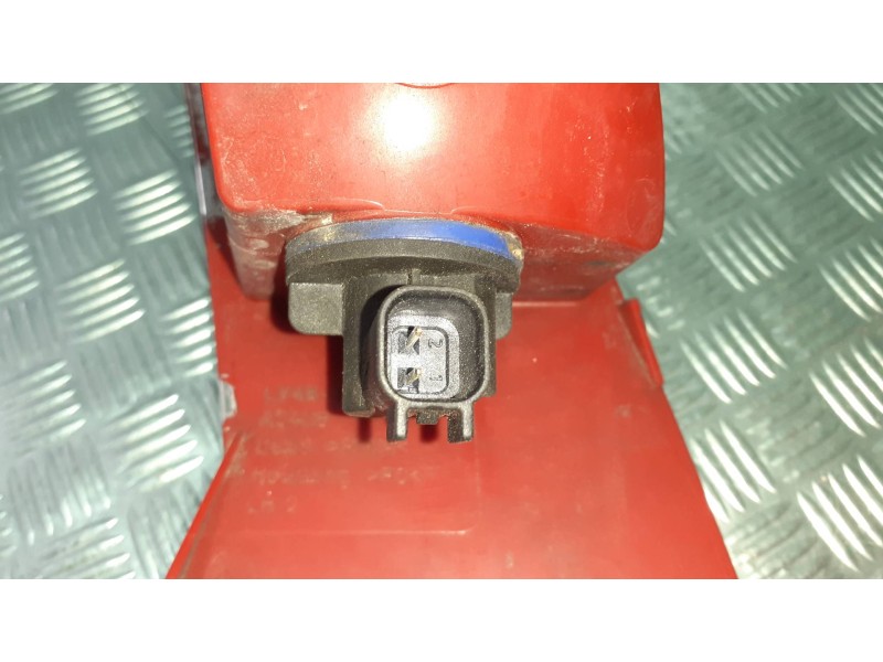 Recambio de piloto trasero izquierdo paragolpes para ford kuga plug-in hybrid st-line referencia OEM IAM LV4B15K273AB  