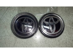 Recambio de tapacubos para toyota avensis berlina (t25) referencia OEM IAM 4260302150  2 TAPAS