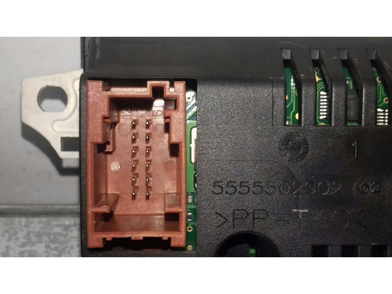 Recambio de pantalla multifuncion para citroen c3 1.1 audace referencia OEM IAM 5555502902  