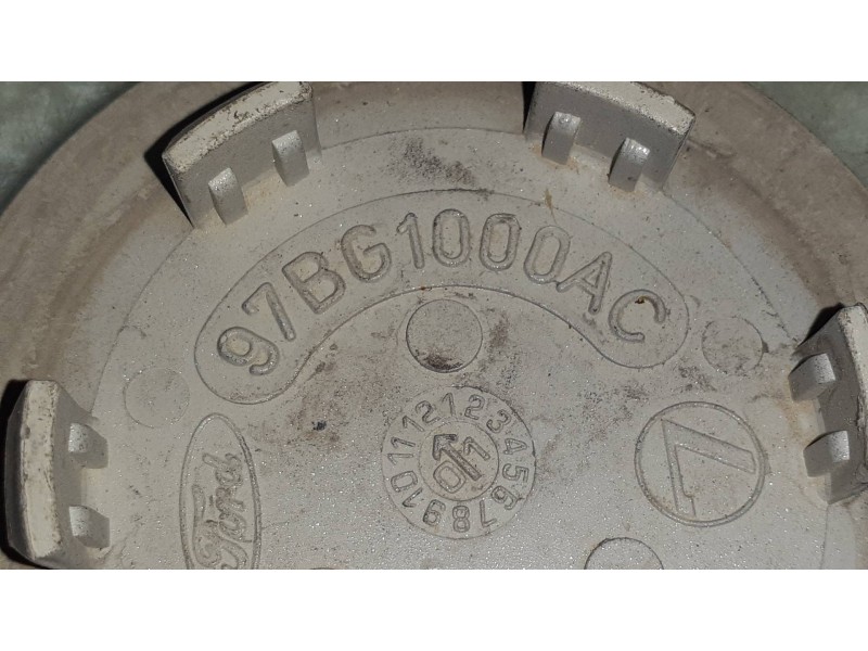 Recambio de tapacubos para ford mondeo berlina (gd) referencia OEM IAM 97BG1000AC  2 TAPAS