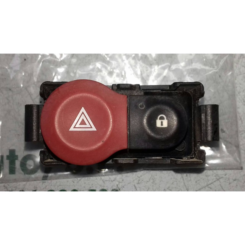 Recambio de warning para renault modus luxe privilege referencia OEM IAM 8200214896  