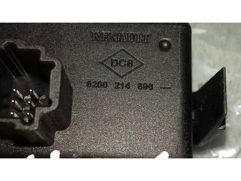 Recambio de warning para renault modus luxe privilege referencia OEM IAM 8200214896  