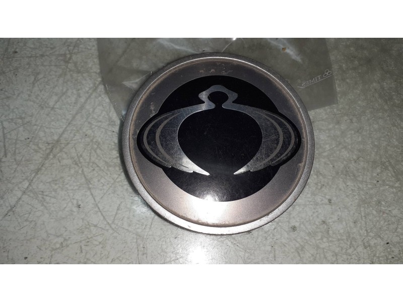 Recambio de tapacubos para ssangyong rexton referencia OEM IAM 4177031200  1 TAPA