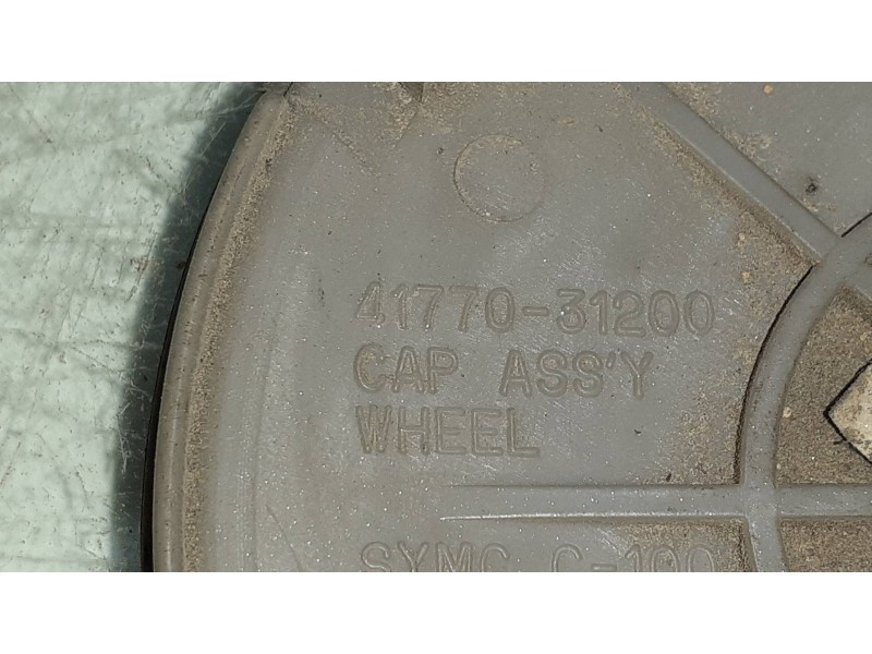 Recambio de tapacubos para ssangyong rexton referencia OEM IAM 4177031200  1 TAPA