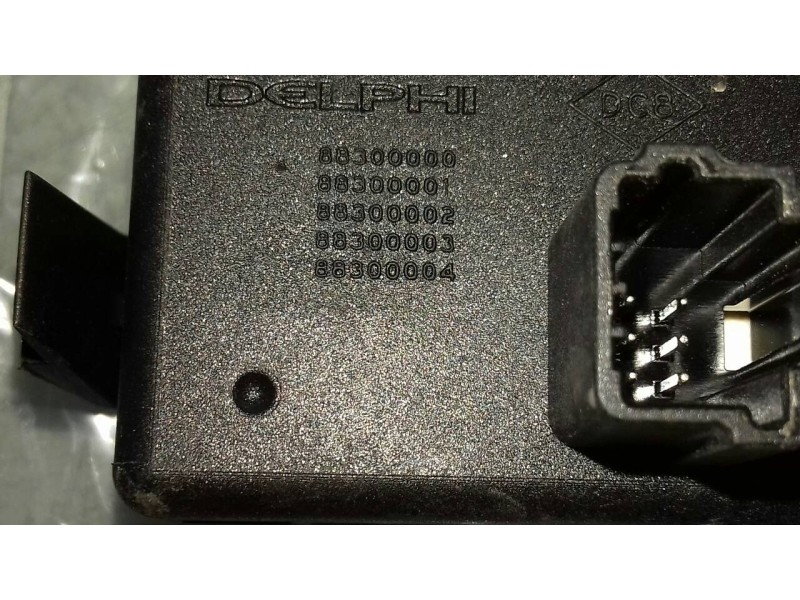 Recambio de warning para renault clio iii confort expression referencia OEM IAM   