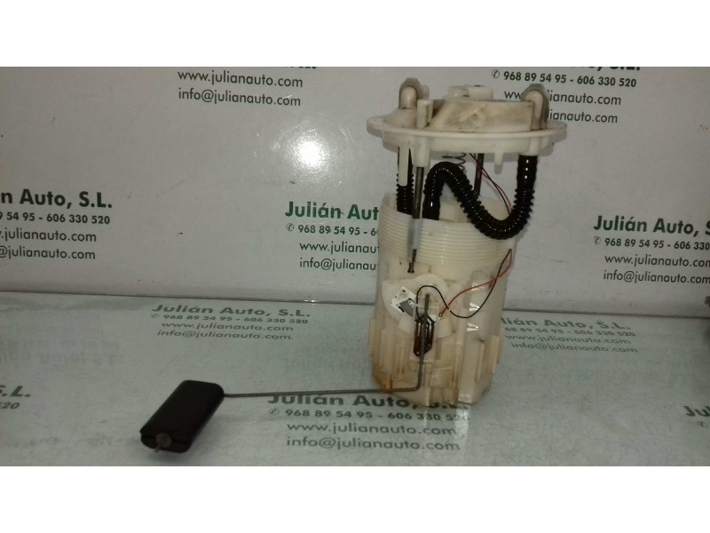 Recambio de bomba combustible para renault megane ii classic berlina luxe dynamique referencia OEM IAM 8200288808  AFORADOR BOMB