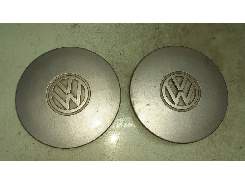 Recambio de tapacubos para volkswagen golf iii berlina (1h1) referencia OEM IAM 1H0601149H  2 TAPAS