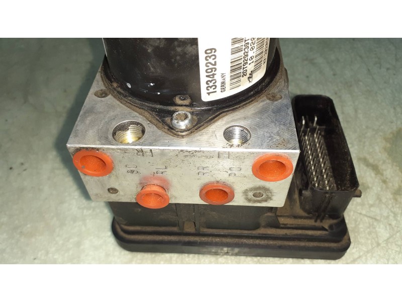 Recambio de abs para chevrolet orlando lt+ referencia OEM IAM 13349239  