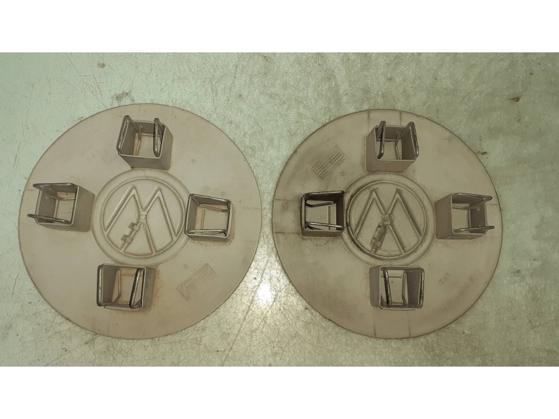 Recambio de tapacubos para volkswagen golf iii berlina (1h1) referencia OEM IAM 1H0601149H  2 TAPAS